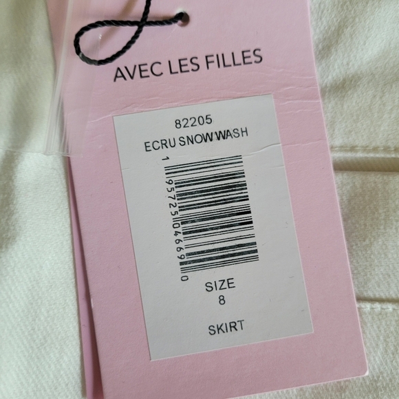 Avec Les Filles denim mini skirt in Ecru Snow Wash size 8​ - Picture 10 of 12